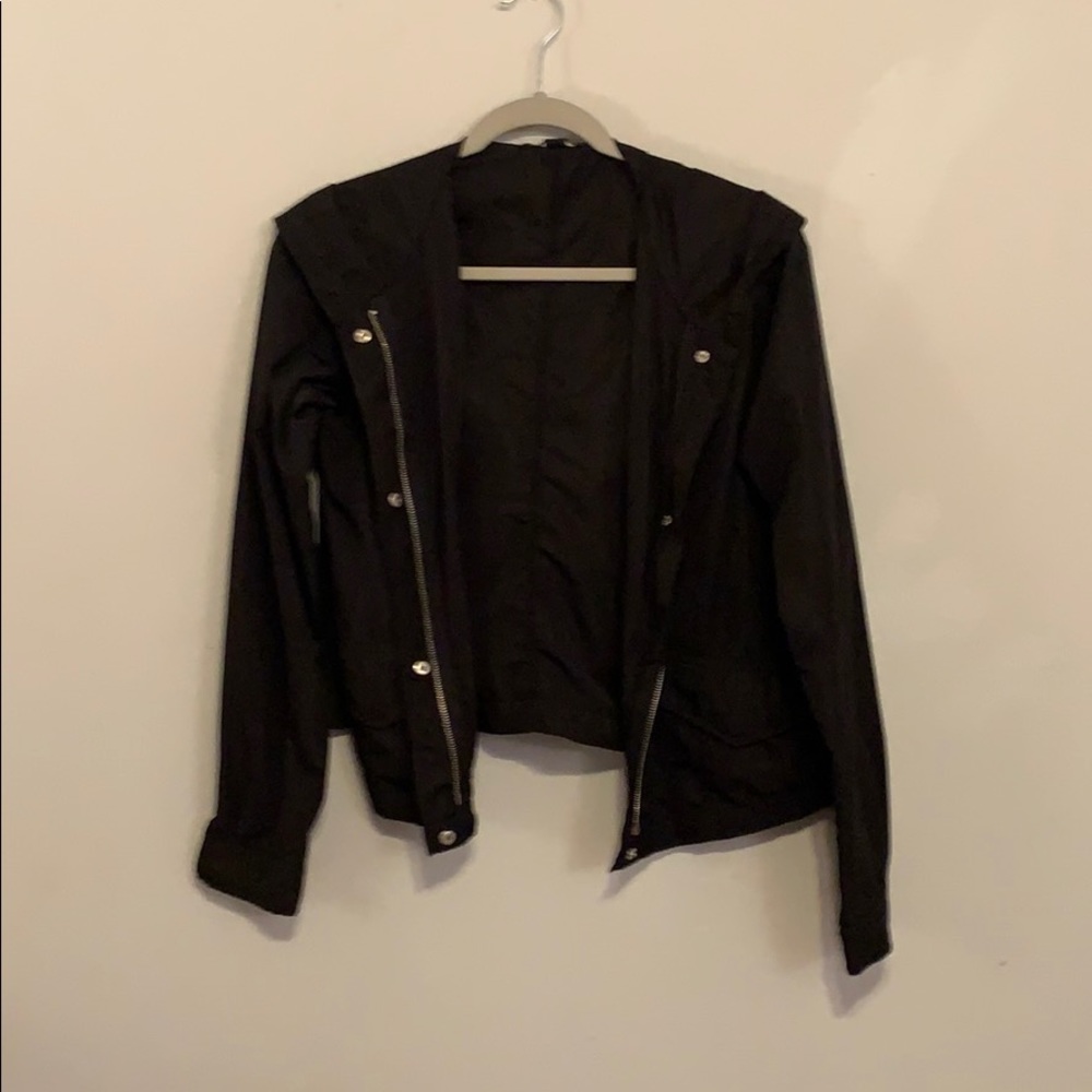 Wind breaker